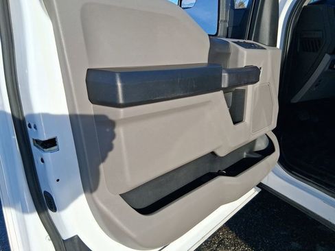 Used 2015 Ford F150 XL w/ Equipment Group 101A Mid image 11