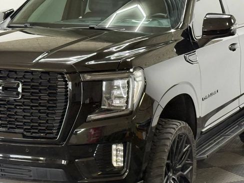 Used 2024 GMC Yukon Denali w/ Advanced Technology Package AWD/4WD image 7