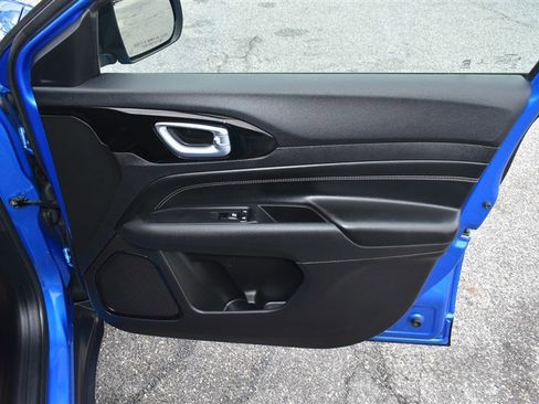 Used 2022 Jeep Compass Latitude w/ Convenience Group image 32