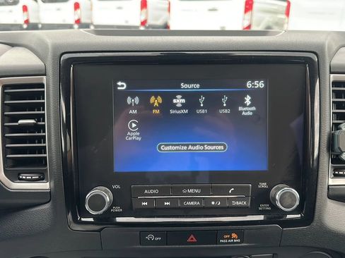 Used 2024 Nissan Frontier SV w/ Hardbody Edition image 24