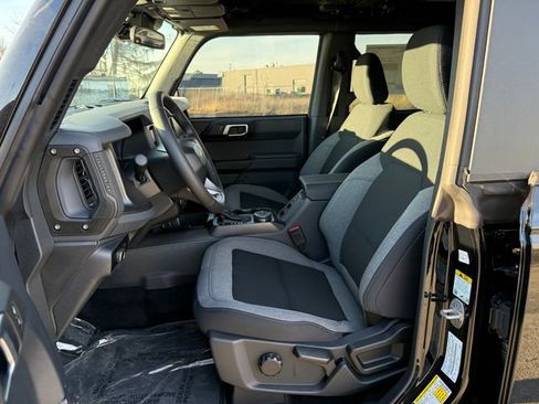 New 2025 Ford Bronco Big Bend AWD/4WD image 3