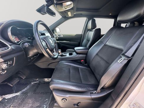 Used 2020 Jeep Grand Cherokee Altitude image 20