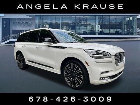 Used 2023 Lincoln Aviator Black Label w/ Dynamic Handling Package AWD/4WD image 1