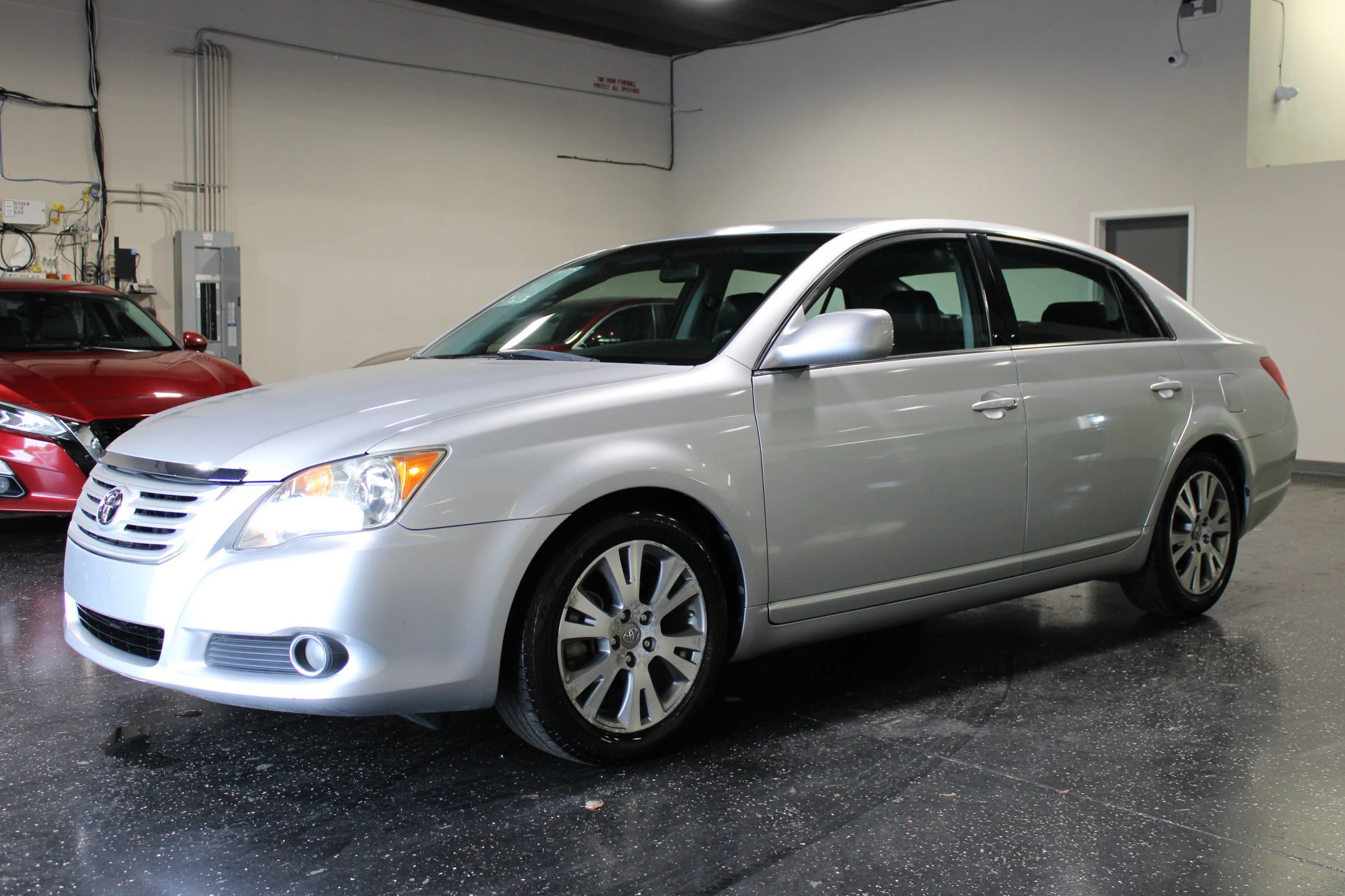 Used 2008 Toyota Avalon Touring w/ Fleet Convenience Pkg FWD image 6