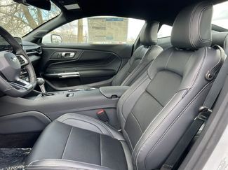 New 2025 Ford Mustang GT RWD video 3