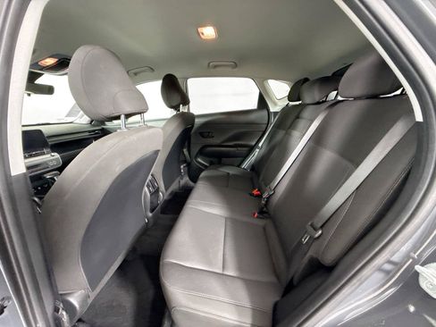 Used 2025 Hyundai Kona SEL FWD image 25