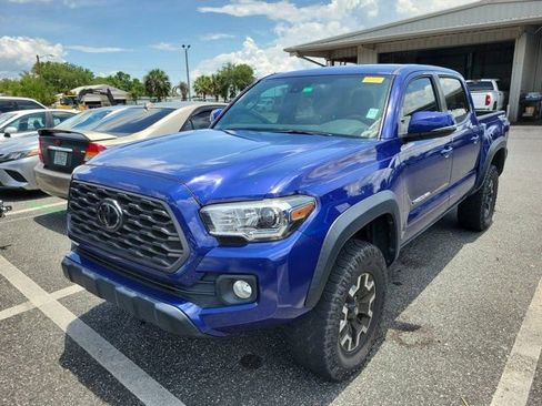 Used 2022 Toyota Tacoma TRD Off-Road w/ Technology Package RWD image 8