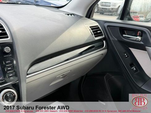 Used 2017 Subaru Forester 2.5i Limited AWD/4WD image 21