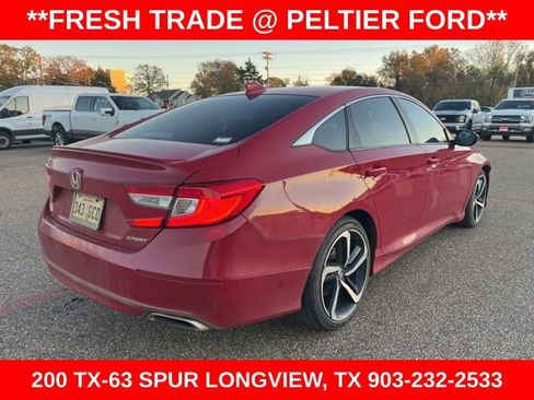 Used 2018 Honda Accord Sport image 10