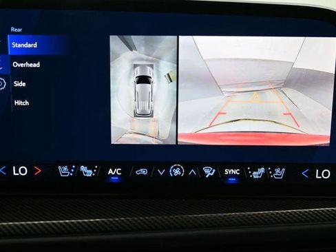 New 2026 Chevrolet Traverse High Country w/ LPO, Floor Liner Package FWD image 32