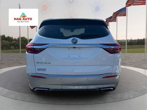 Used 2020 Buick Enclave Essence image 6