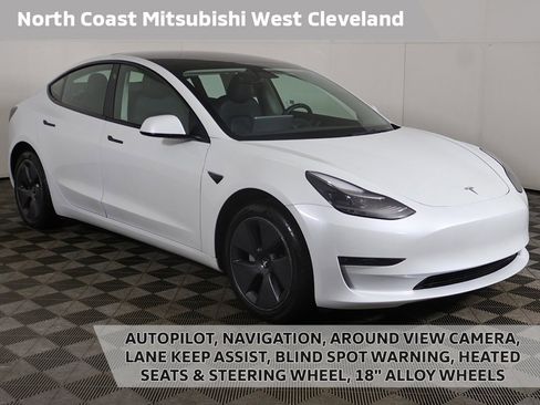 Used 2023 Tesla Model 3 Standard Range image 1