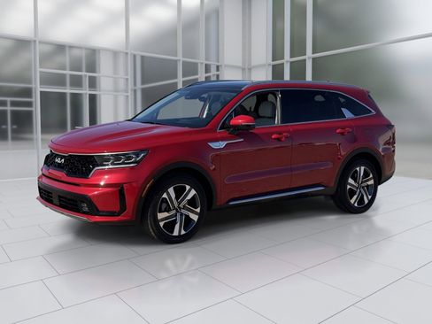 Used 2022 Kia Sorento SX Prestige w/ Panoramic Sunroof Package image 2