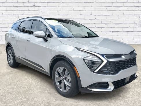 Used 2025 Kia Sportage SX image 5