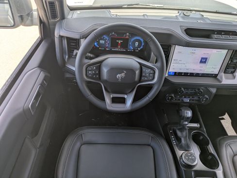 New 2026 Ford Bronco Outer Banks AWD/4WD image 15