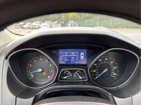 Used 2014 Ford Focus SE image 16