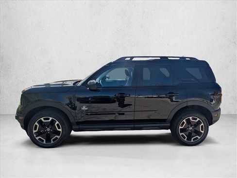 Used 2023 Ford Bronco Sport Outer Banks AWD/4WD image 9