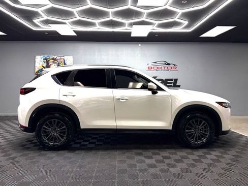 Used 2021 MAZDA CX-5 Touring FWD image 16