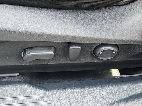 Used 2025 Subaru Legacy Premium image 11