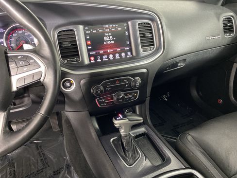 Used 2015 Dodge Charger R/T w/ Plus Group RWD image 29