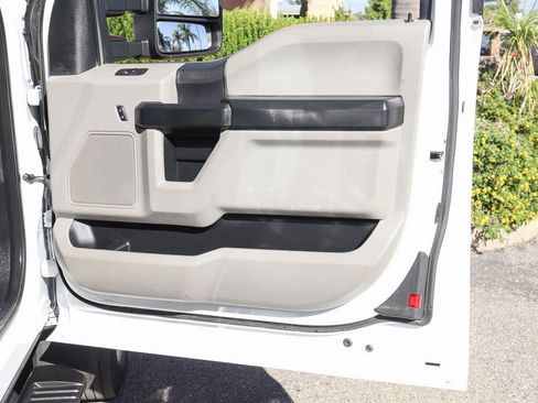 Used 2021 Ford F550 2WD SuperCab Super Duty image 40