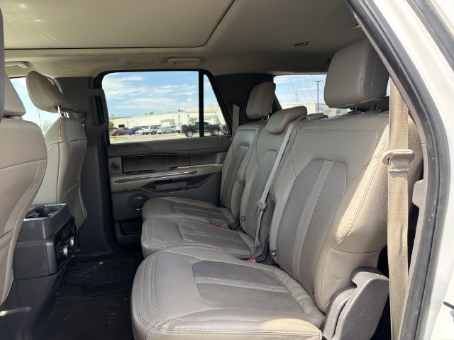 Used 2021 Ford Expedition Max Limited AWD/4WD image 12