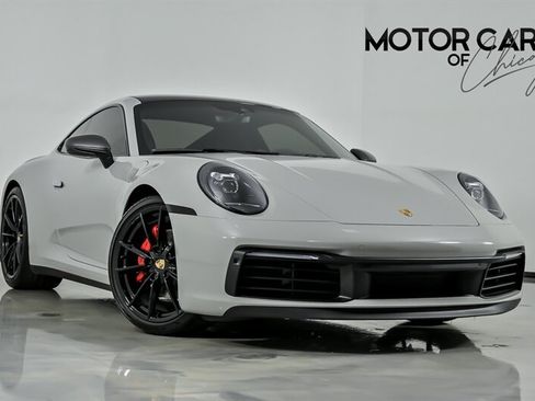 Used 2024 Porsche 911 Carrera T RWD image 1