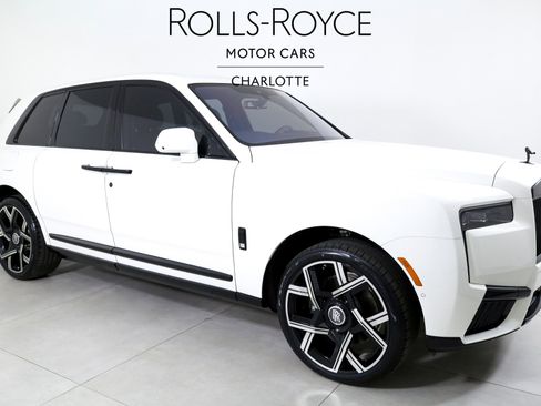 New 2026 Rolls-Royce Cullinan image 5