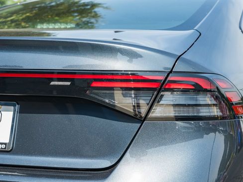 Used 2025 Honda Accord SE image 6