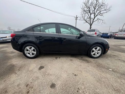 Used 2016 Chevrolet Cruze LT image 4
