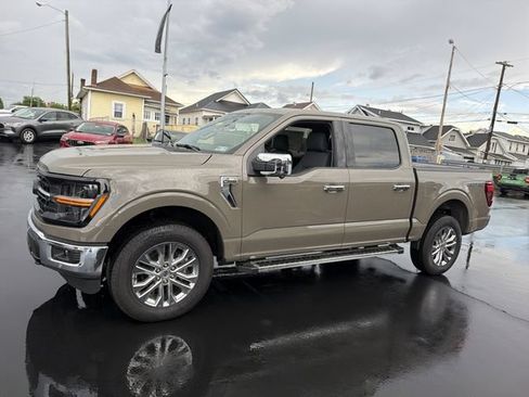 New 2026 Ford F150 XLT w/ Equipment Group 302A MID AWD/4WD image 9
