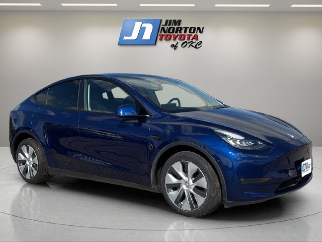 Used 2023 Tesla Model Y Long Range AWD/4WD image 3