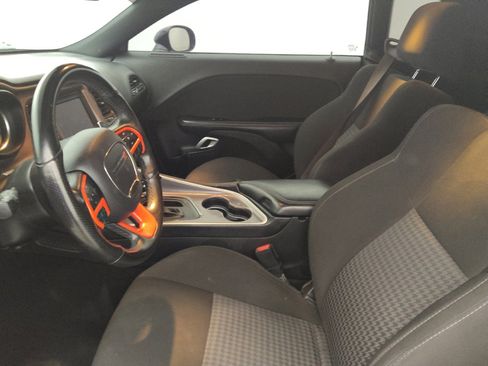 Used 2022 Dodge Challenger GT AWD/4WD image 17