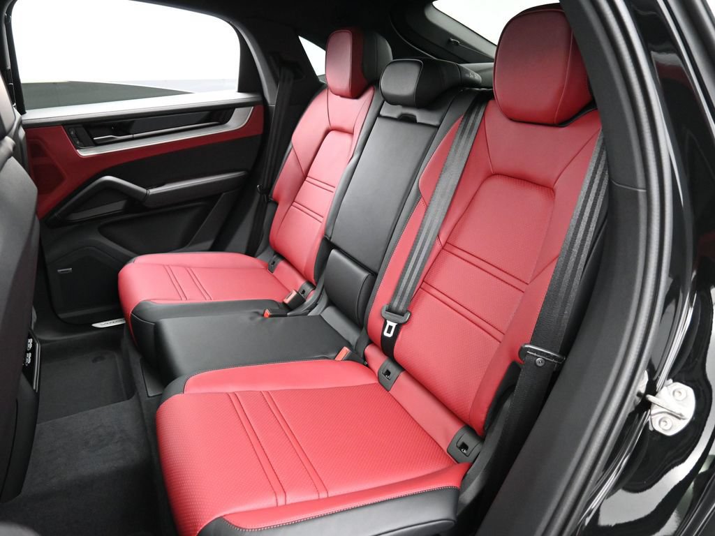 Certified 2026 Porsche Cayenne E-Hybrid Coupe AWD/4WD image 24