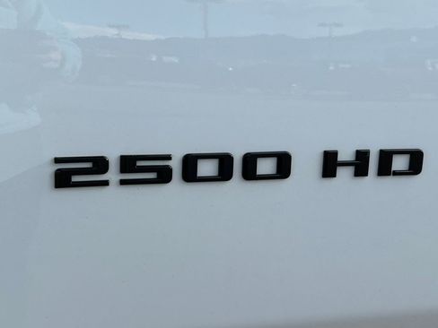 Used 2024 Chevrolet Silverado 2500 LTZ w/ LTZ Plus Package image 32