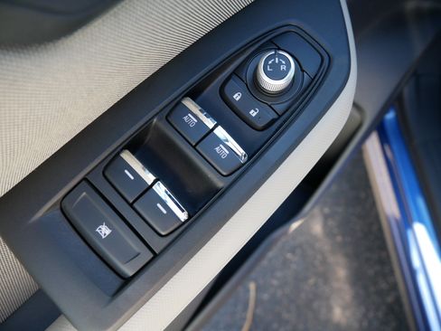 Used 2026 Subaru Forester Premium AWD/4WD image 19