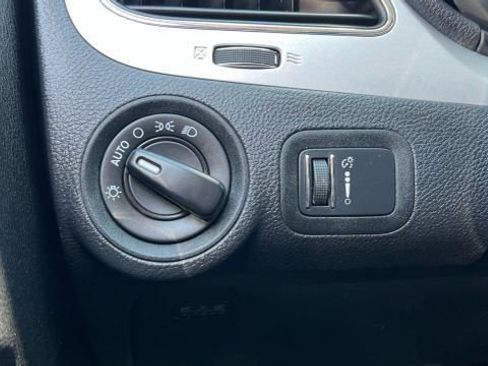 Used 2017 Dodge Journey SE w/ Flexible Seating Group image 87