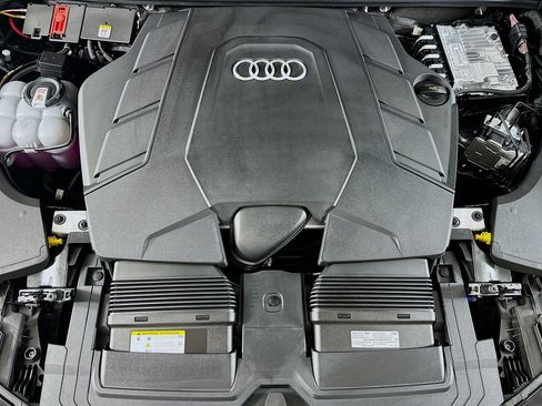 New 2026 Audi Q8 Premium AWD/4WD image 12