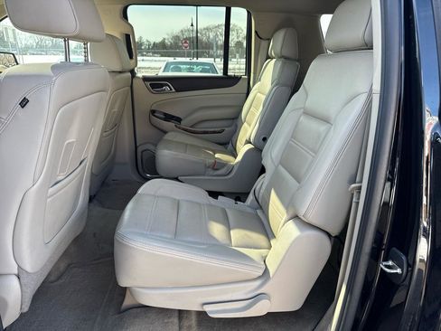 Used 2015 GMC Yukon XL Denali w/ Touring Package image 11