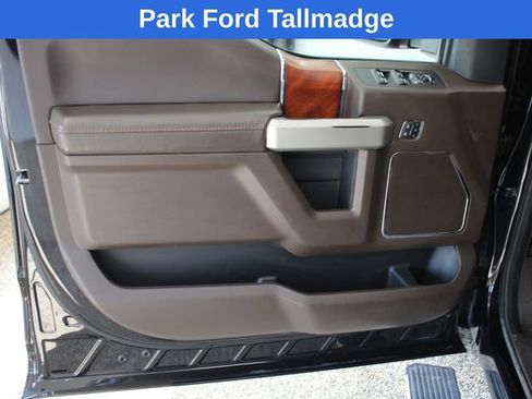 Used 2019 Ford F150 King Ranch w/ Equipment Group 601A Luxury AWD/4WD image 11