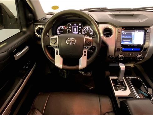 Used 2020 Toyota Tundra Limited w/ Limited Premium Package AWD/4WD image 6