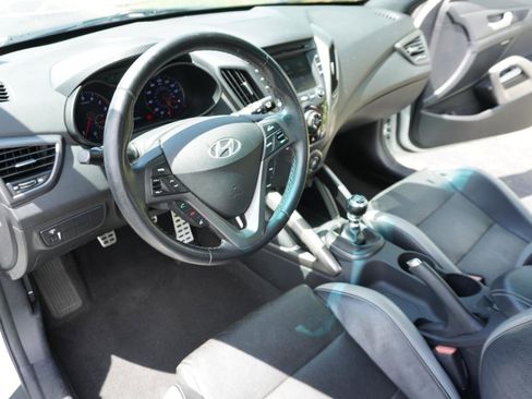 Used 2016 Hyundai Veloster Turbo FWD image 35