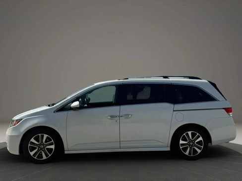 Used 2015 Honda Odyssey Touring image 4