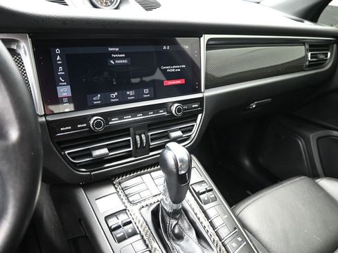 Used 2019 Porsche Macan S image 13