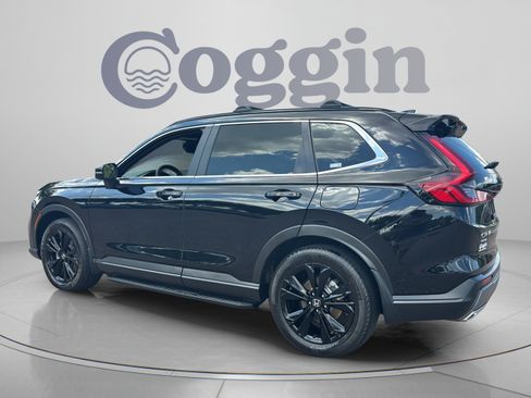 Certified 2025 Honda CR-V Sport Touring image 3