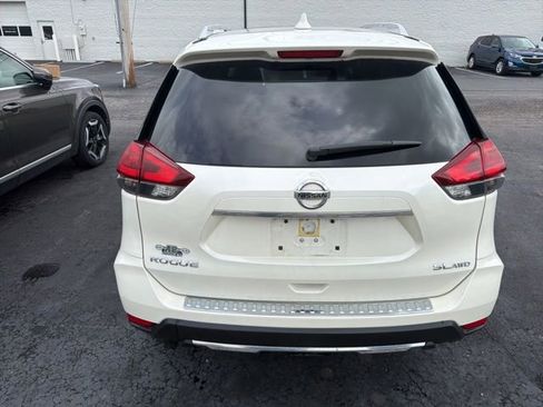 Used 2018 Nissan Rogue SL w/ Premium Package AWD/4WD image 5