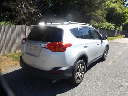 Used 2014 Toyota RAV4 LE AWD/4WD image 5