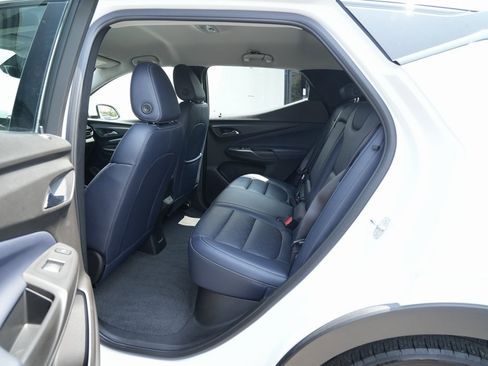 Used 2022 Chevrolet Bolt EUV Premier image 18