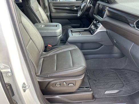 Certified 2024 GMC Yukon XL Denali w/ Advanced Technology Package image 14