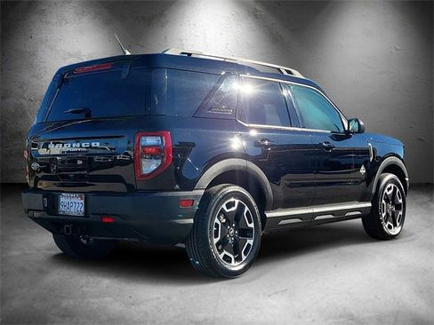 Certified 2023 Ford Bronco Sport Outer Banks w/ Tech Package image 3